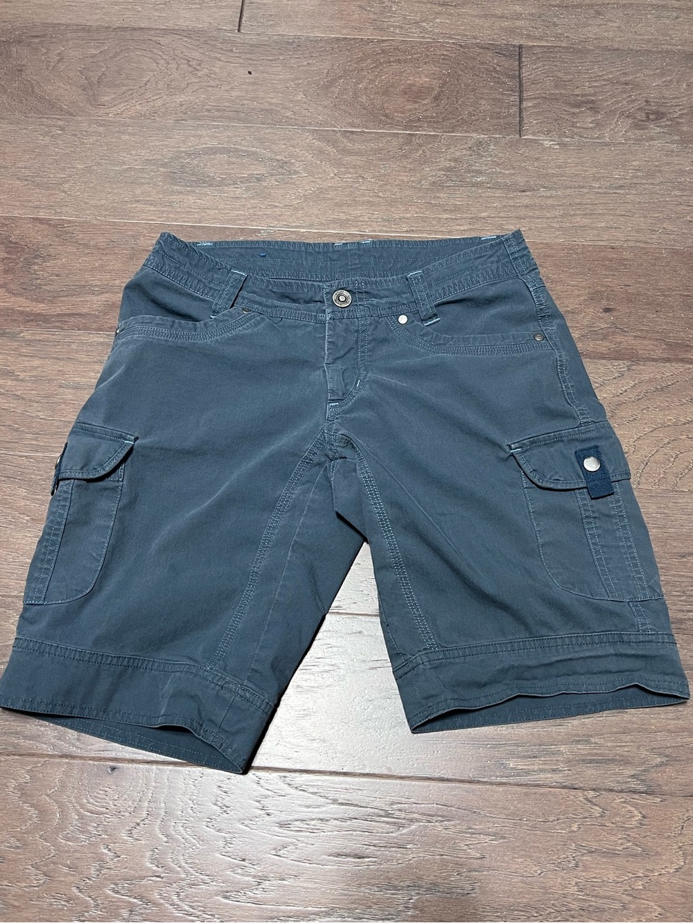 Women’s Kuhl Cargo Shorts in Dark Blue